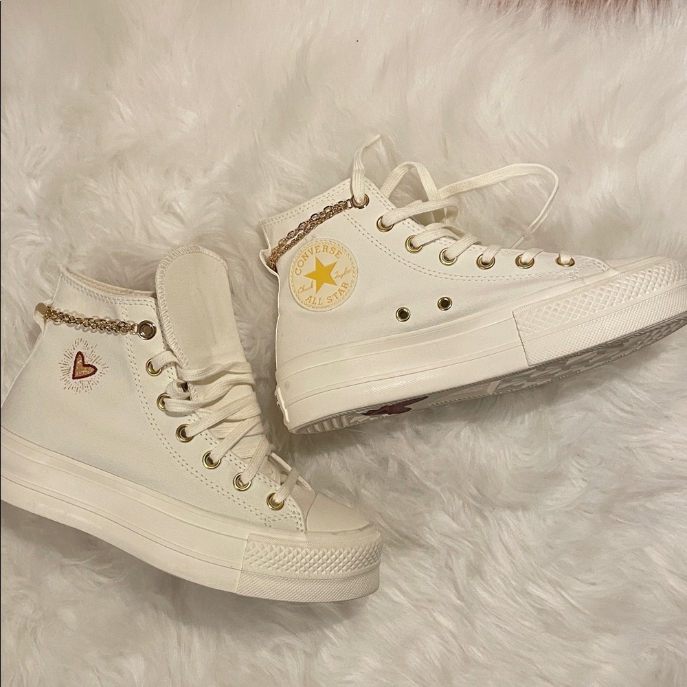 Converse All Star Cream Sneakers with Golden Chain